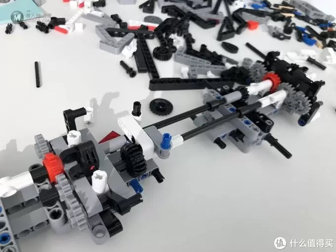 非乐高拼搭玩具初体验—米兔积木工程吊车 非乐高拼搭玩具初体验—米兔积木工程吊车