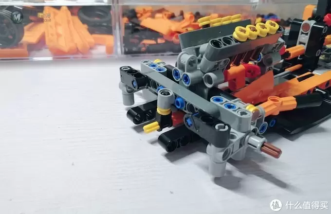 橙色老爷车 Lego2019科技组42093B模式拼装体验 橙色老爷车 Lego2019科技组42093B模式拼装体验