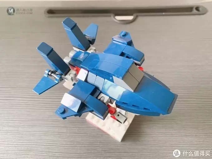 乐高创意百变31088拼搭指北:小飞机轻松三变,鱼型机甲和忍者出动 乐高创意百变31088拼搭指北:小飞机轻松三变,鱼型机甲和忍者出动