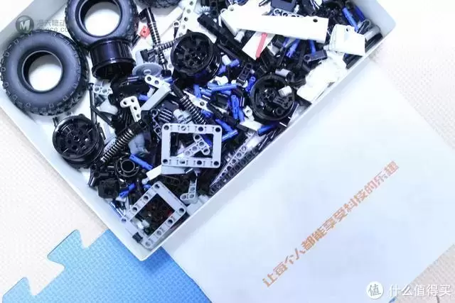 小米沙漠赛车积木-带你探索机械结构传动的秘密、一玩就上瘾的喔 小米沙漠赛车积木-带你探索机械结构传动的秘密、一玩就上瘾的喔