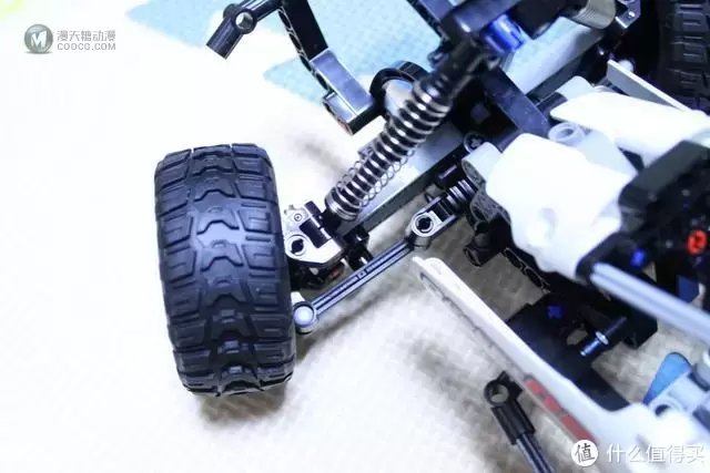 小米沙漠赛车积木-带你探索机械结构传动的秘密、一玩就上瘾的喔 小米沙漠赛车积木-带你探索机械结构传动的秘密、一玩就上瘾的喔