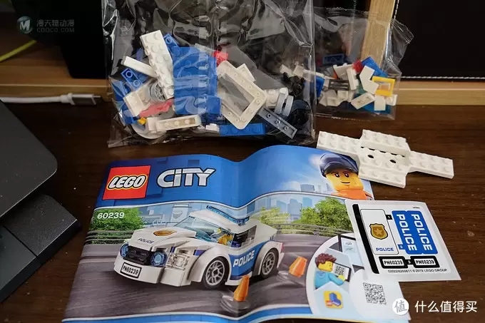 城市中不可或缺的一部分——LEGO 乐高 城市系列 60239 巡逻警车 城市中不可或缺的一部分——LEGO 乐高 城市系列 60239 巡逻警车