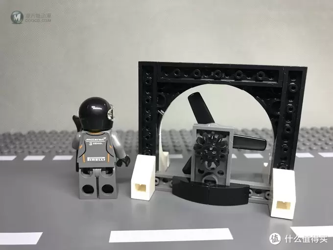 百元小跑车:LEGO 乐高 SPEED CHAMPIONS 超级赛车系列 75892 迈凯伦塞纳 百元小跑车:LEGO 乐高 SPEED CHAMPIONS 超级赛车系列 75892 迈凯伦塞纳