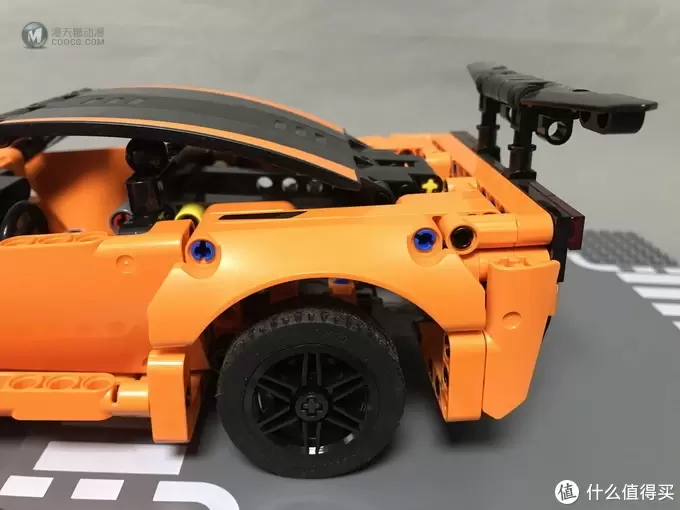 LEGO 乐高 机械组 42093 雪佛兰 科尔维特 ZR1跑车 LEGO 乐高 机械组 42093 雪佛兰 科尔维特 ZR1跑车