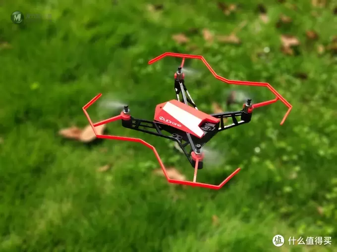 意念控制好神奇,UDrone意念无人机体验玩 意念控制好神奇,UDrone意念无人机体验玩