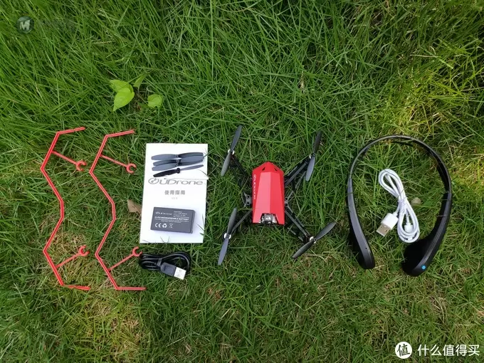 意念控制好神奇,UDrone意念无人机体验玩 意念控制好神奇,UDrone意念无人机体验玩