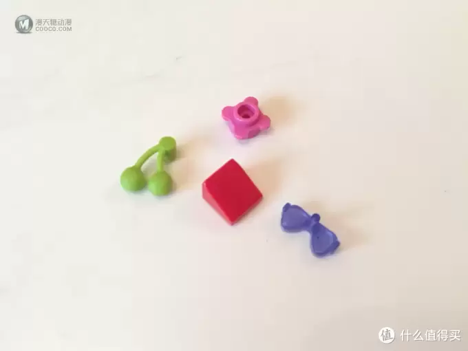 小小拼砌包:乐高30401游泳池泡沫滑梯开箱晒物 小小拼砌包:乐高30401游泳池泡沫滑梯开箱晒物