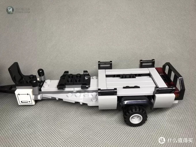 小小救援队:LEGO 乐高 城市系列 60165 四驱动力应急中心 小小救援队:LEGO 乐高 城市系列 60165 四驱动力应急中心