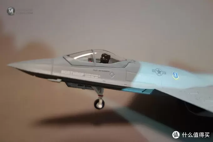 明明更先进却不配姓F 娘娘:喵???YF-23 1/144合金模型测评 明明更先进却不配姓F 娘娘:喵???YF-23 1/144合金模型测评
