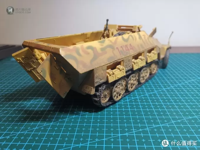 FOV 1:32 Sd.kfz. 251/9 半履带装甲车 FOV 1:32 Sd.kfz. 251/9 半履带装甲车