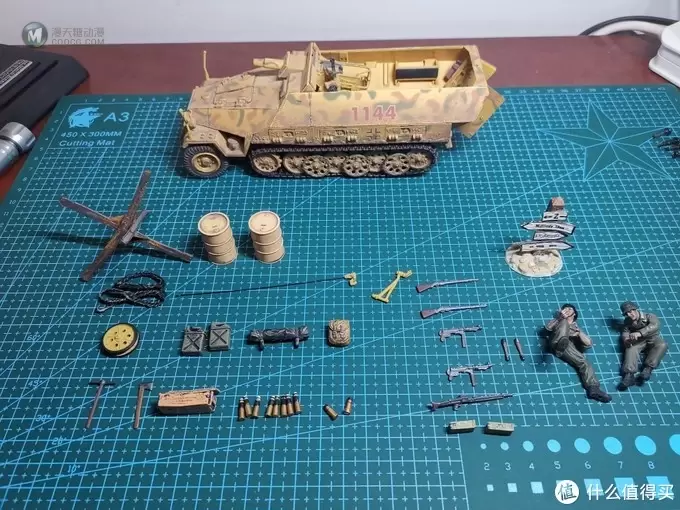 FOV 1:32 Sd.kfz. 251/9 半履带装甲车 FOV 1:32 Sd.kfz. 251/9 半履带装甲车