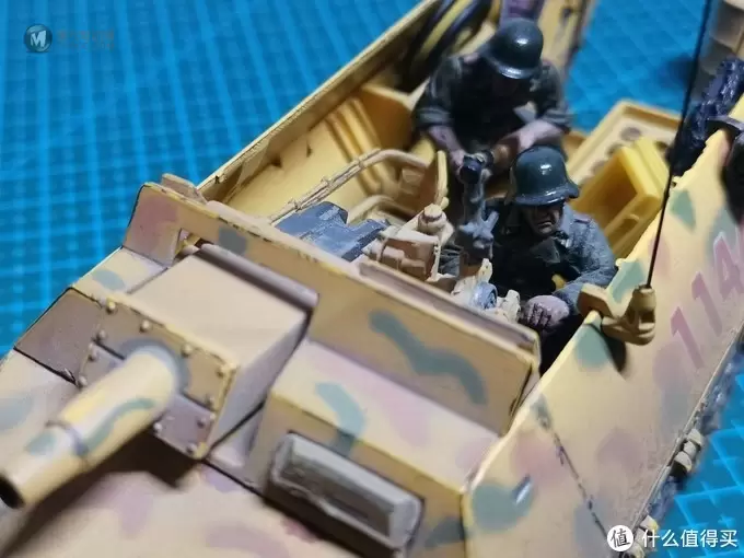 FOV 1:32 Sd.kfz. 251/9 半履带装甲车 FOV 1:32 Sd.kfz. 251/9 半履带装甲车