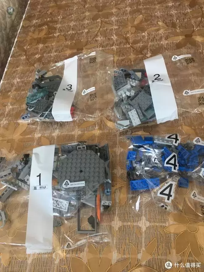 终于等到了,复联4真正吸引我的乐高套装。76125钢铁侠的格纳库 终于等到了,复联4真正吸引我的乐高套装。76125钢铁侠的格纳库