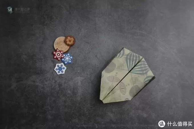 冠军纸飞机大乱斗,过年和孩子一起折个纸飞机 冠军纸飞机大乱斗,过年和孩子一起折个纸飞机