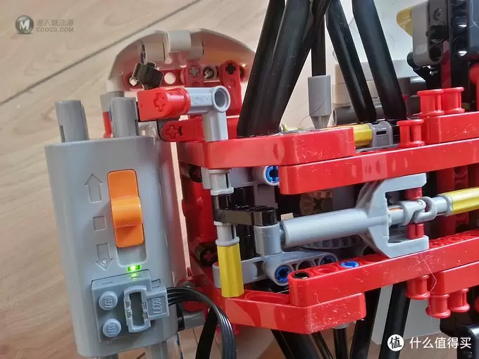 LEGO 乐高 42000 Grand Prix Racer 方程式赛车 简单加装行走部动力作业 LEGO 乐高 42000 Grand Prix Racer 方程式赛车 简单加装行走部动力作业