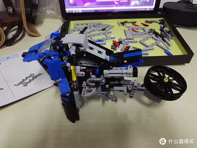 我的乐高拼砌初体验—LEGO 乐高 42063 宝马摩托车 晒单 我的乐高拼砌初体验—LEGO 乐高 42063 宝马摩托车 晒单