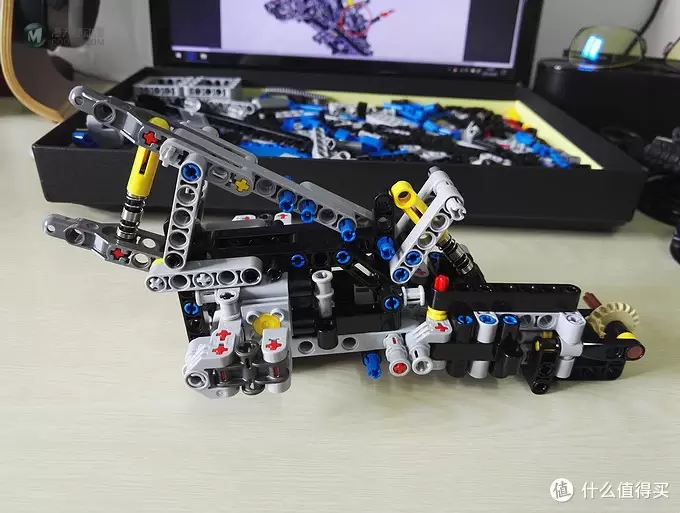 我的乐高拼砌初体验—LEGO 乐高 42063 宝马摩托车 晒单 我的乐高拼砌初体验—LEGO 乐高 42063 宝马摩托车 晒单