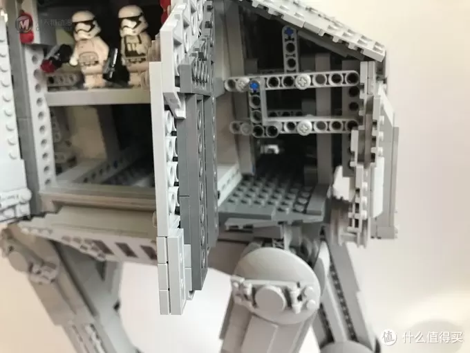 LEGO 乐高 拼拼乐 — 星战系列 MOC-6006 Plus-Size AT-AT LEGO 乐高 拼拼乐 — 星战系列 MOC-6006 Plus-Size AT-AT