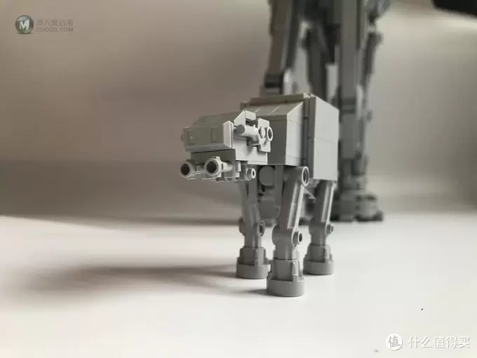 LEGO 乐高 拼拼乐 — 星战系列 MOC-6006 Plus-Size AT-AT LEGO 乐高 拼拼乐 — 星战系列 MOC-6006 Plus-Size AT-AT
