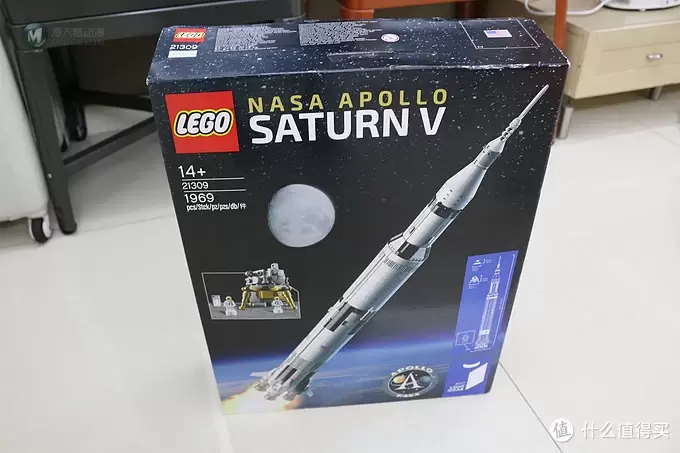 不惑大叔的legogo 篇十二:带我去月球,重力轻浮你我—LEGO 乐高 21309 土星五号火箭 不惑大叔的legogo 篇十二:带我去月球,重力轻浮你我—LEGO 乐高 21309 土星五号火箭