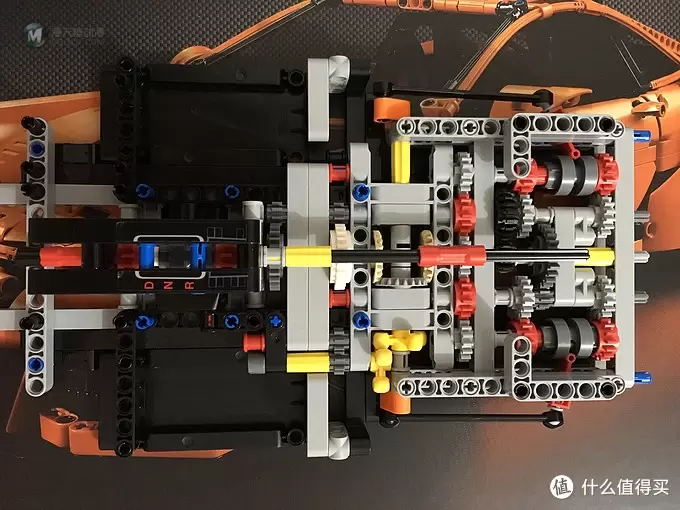 我的LEGO科技系列 篇一:买得起的保时捷 — 42056 Porsche 911 GT3 我的LEGO科技系列 篇一:买得起的保时捷 — 42056 Porsche 911 GT3