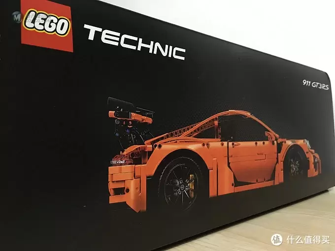 我的LEGO科技系列 篇一:买得起的保时捷 — 42056 Porsche 911 GT3 我的LEGO科技系列 篇一:买得起的保时捷 — 42056 Porsche 911 GT3
