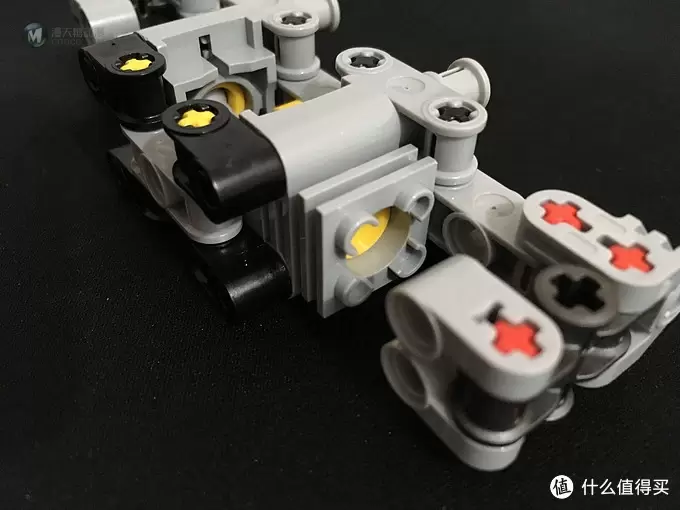 我的LEGO科技系列 篇二:买得起的宝马摩托 — BMW 宝马 42063 R1200 GS 摩托车 我的LEGO科技系列 篇二:买得起的宝马摩托 — BMW 宝马 42063 R1200 GS 摩托车