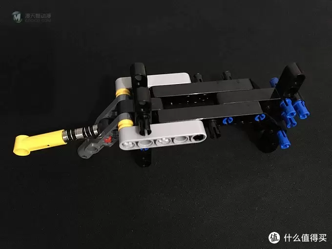 我的LEGO科技系列 篇二:买得起的宝马摩托 — BMW 宝马 42063 R1200 GS 摩托车 我的LEGO科技系列 篇二:买得起的宝马摩托 — BMW 宝马 42063 R1200 GS 摩托车