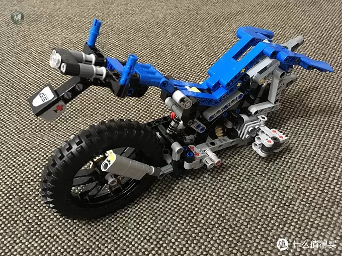 我的LEGO科技系列 篇二:买得起的宝马摩托 — BMW 宝马 42063 R1200 GS 摩托车 我的LEGO科技系列 篇二:买得起的宝马摩托 — BMW 宝马 42063 R1200 GS 摩托车