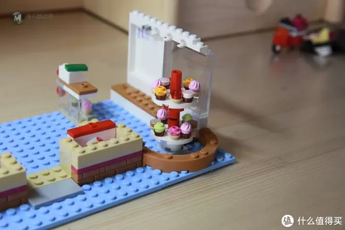 女孩们的最爱 — LEGO 乐高 Friends系列 41119 心湖城纸杯蛋糕咖啡厅 晒单 女孩们的最爱 — LEGO 乐高 Friends系列 41119 心湖城纸杯蛋糕咖啡厅 晒单