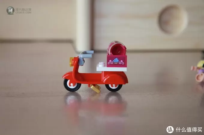 女孩们的最爱 — LEGO 乐高 Friends系列 41119 心湖城纸杯蛋糕咖啡厅 晒单 女孩们的最爱 — LEGO 乐高 Friends系列 41119 心湖城纸杯蛋糕咖啡厅 晒单