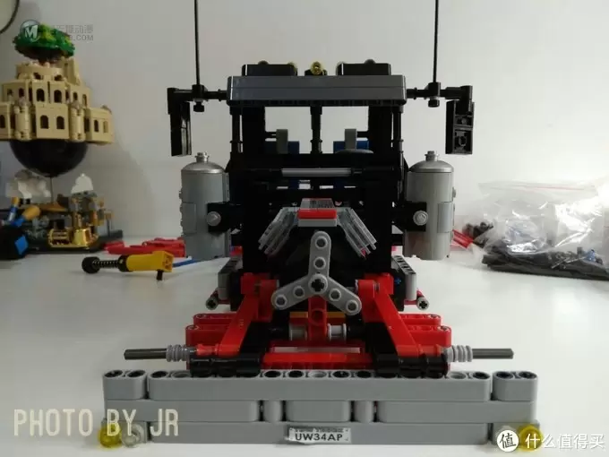 浅坑入乐高 篇十二:擎天柱,就决定是你了! LEGO 科技组8285 A模式重型美式拖车 浅坑入乐高 篇十二:擎天柱,就决定是你了! LEGO 科技组8285 A模式重型美式拖车