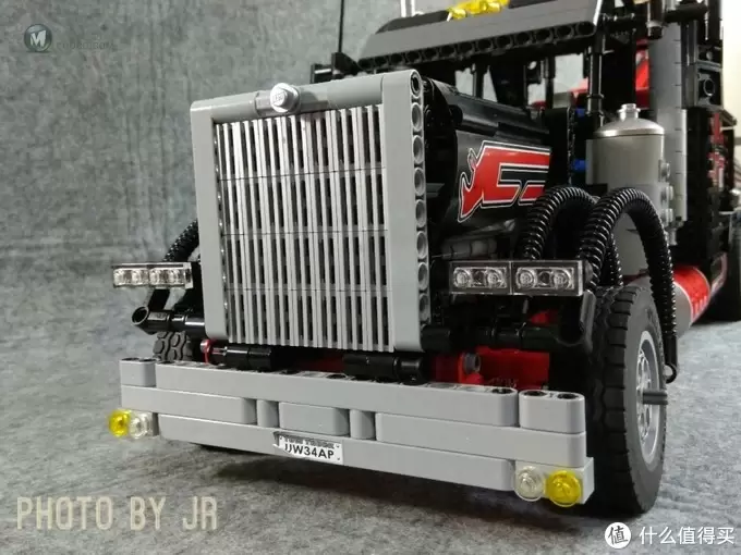 浅坑入乐高 篇十二:擎天柱,就决定是你了! LEGO 科技组8285 A模式重型美式拖车 浅坑入乐高 篇十二:擎天柱,就决定是你了! LEGO 科技组8285 A模式重型美式拖车