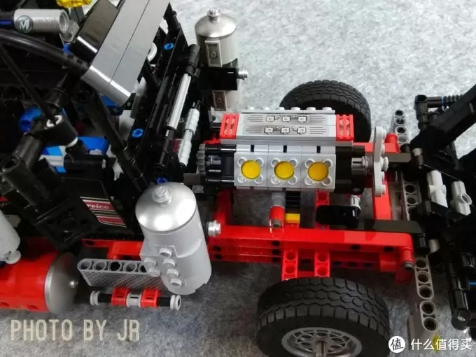 浅坑入乐高 篇十二:擎天柱,就决定是你了! LEGO 科技组8285 A模式重型美式拖车 浅坑入乐高 篇十二:擎天柱,就决定是你了! LEGO 科技组8285 A模式重型美式拖车