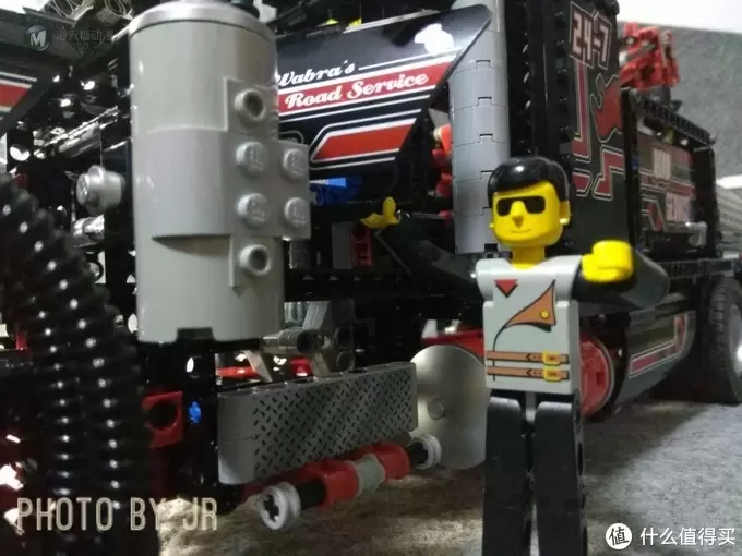 浅坑入乐高 篇十二:擎天柱,就决定是你了! LEGO 科技组8285 A模式重型美式拖车 浅坑入乐高 篇十二:擎天柱,就决定是你了! LEGO 科技组8285 A模式重型美式拖车
