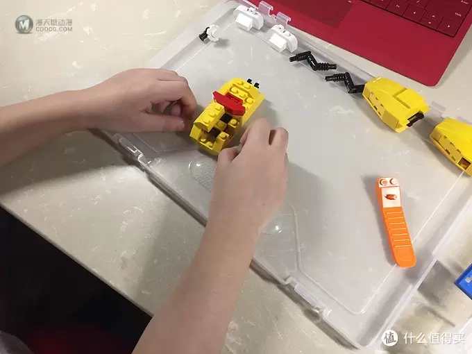不一样的乐高 篇三:小眼也很萌 — LEGO MOC 香蕉人 小黄人 不一样的乐高 篇三:小眼也很萌 — LEGO MOC 香蕉人 小黄人