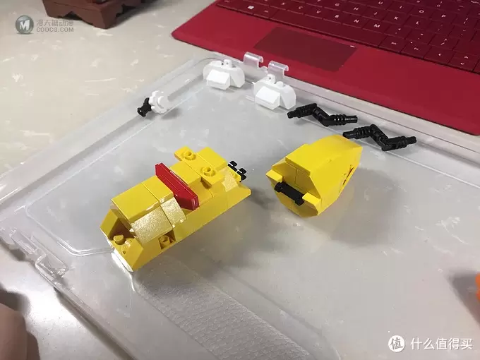 不一样的乐高 篇三:小眼也很萌 — LEGO MOC 香蕉人 小黄人 不一样的乐高 篇三:小眼也很萌 — LEGO MOC 香蕉人 小黄人