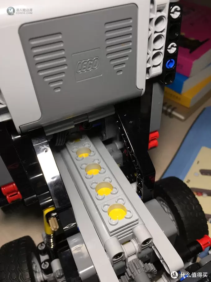 不惑大叔的legogo 篇八:心有猛虎—— LEGO 乐高 42043 奔驰大卡 不惑大叔的legogo 篇八:心有猛虎—— LEGO 乐高 42043 奔驰大卡