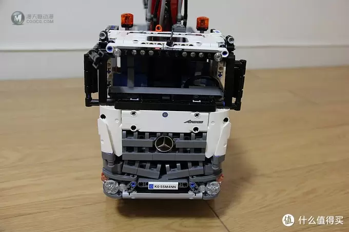 不惑大叔的legogo 篇八:心有猛虎—— LEGO 乐高 42043 奔驰大卡 不惑大叔的legogo 篇八:心有猛虎—— LEGO 乐高 42043 奔驰大卡