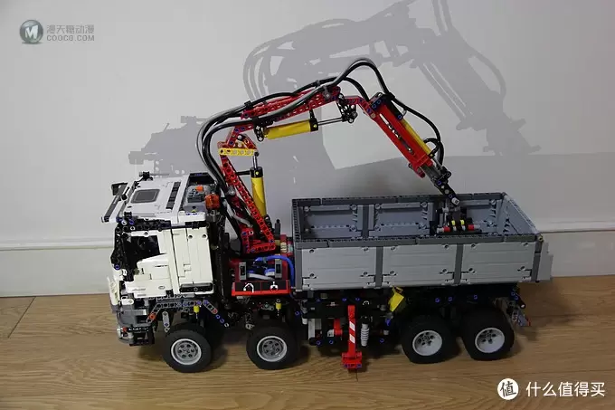 不惑大叔的legogo 篇八:心有猛虎—— LEGO 乐高 42043 奔驰大卡 不惑大叔的legogo 篇八:心有猛虎—— LEGO 乐高 42043 奔驰大卡