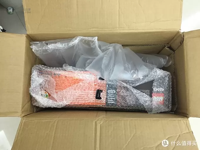不惑大叔的legogo 篇八:心有猛虎—— LEGO 乐高 42043 奔驰大卡 不惑大叔的legogo 篇八:心有猛虎—— LEGO 乐高 42043 奔驰大卡