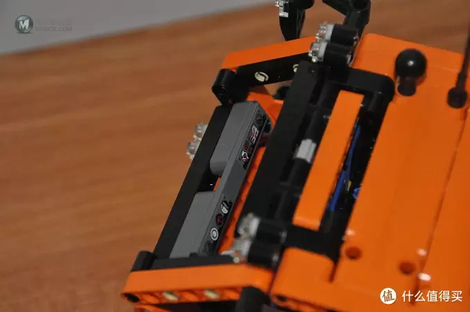单反毁一生,LEGO穷三代 篇八十七:LEGO 乐高 Technic 机械组系列 42038 极地工程卡车 单反毁一生,LEGO穷三代 篇八十七:LEGO 乐高 Technic 机械组系列 42038 极地工程卡车