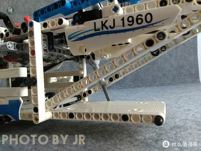 浅坑入乐高 篇九:LEGO 乐高 机械组 42025 A模式货运飞机 浅坑入乐高 篇九:LEGO 乐高 机械组 42025 A模式货运飞机