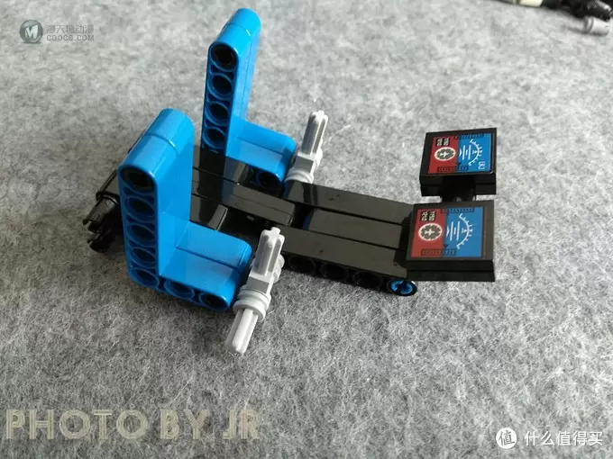 浅坑入乐高 篇九:LEGO 乐高 机械组 42025 A模式货运飞机 浅坑入乐高 篇九:LEGO 乐高 机械组 42025 A模式货运飞机