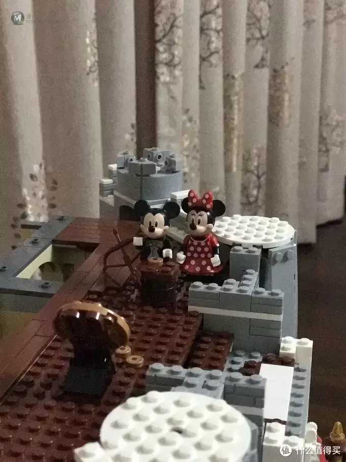 乐高镇宅大作之迪士尼城堡 Disney Castle71040 乐高镇宅大作之迪士尼城堡 Disney Castle71040