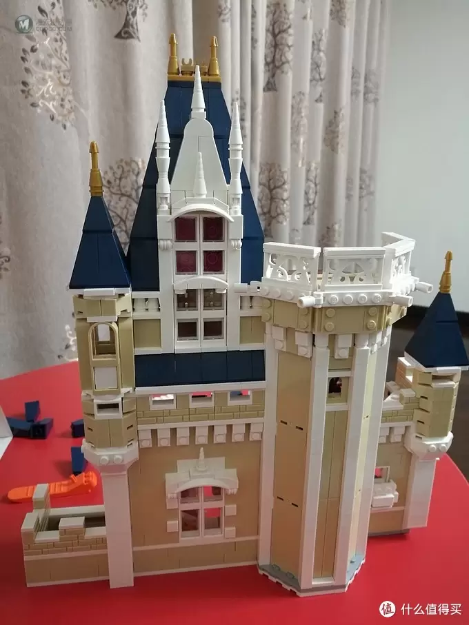 乐高镇宅大作之迪士尼城堡 Disney Castle71040 乐高镇宅大作之迪士尼城堡 Disney Castle71040