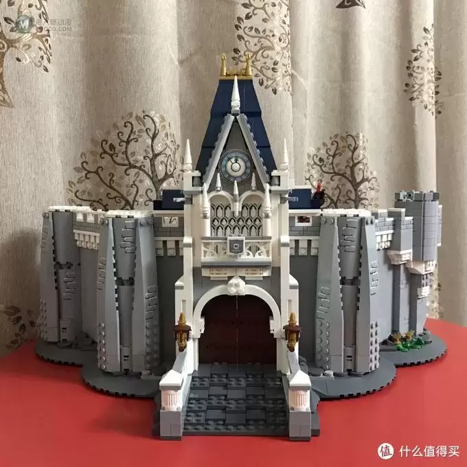 乐高镇宅大作之迪士尼城堡 Disney Castle71040 乐高镇宅大作之迪士尼城堡 Disney Castle71040