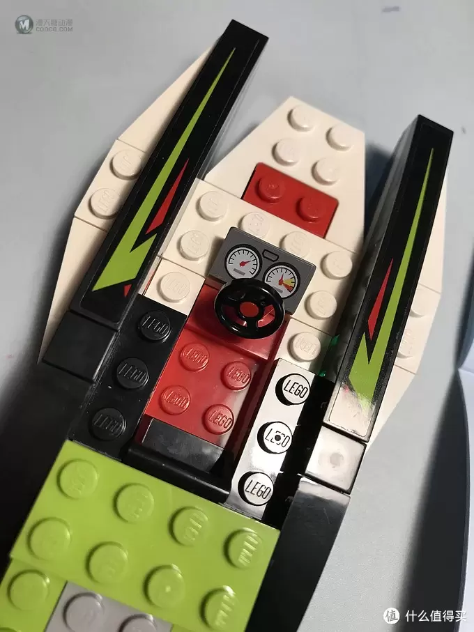 乐高这个大坑 篇十六:LEGO 城市生活 60114 F1赛艇 乐高这个大坑 篇十六:LEGO 城市生活 60114 F1赛艇