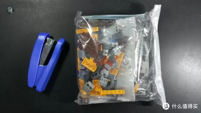 杀肉到底值不值——LEGO 乐高 76067 油罐车 杀肉到底值不值——LEGO 乐高 76067 油罐车