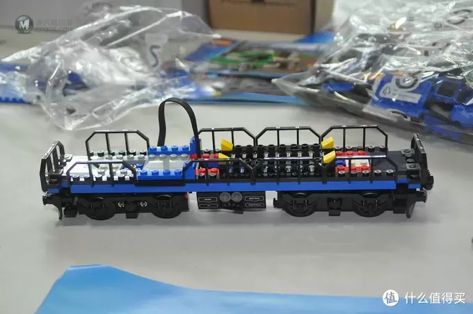 单反毁一生,LEGO穷三代 篇八十三:LEGO 乐高 60052 城市系列 遥控货运火车 单反毁一生,LEGO穷三代 篇八十三:LEGO 乐高 60052 城市系列 遥控货运火车